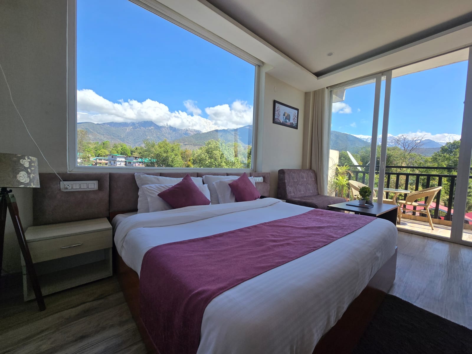 Hotel Sagar Residency - Best Mountain View Hotel in Palampur — banner